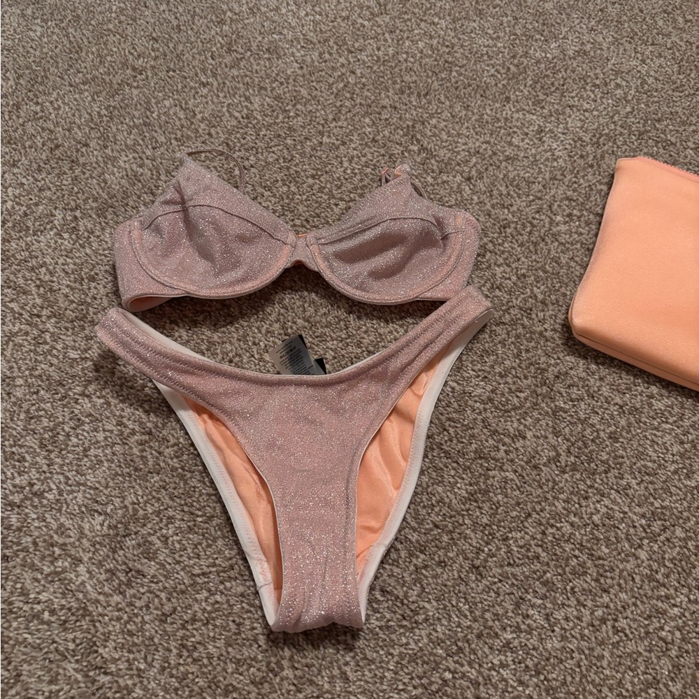 ✨ Triangl Bikini Set – Shimmer Pink | Size XS